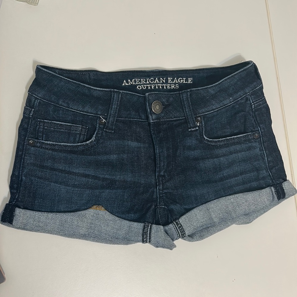 American Eagle Super Stretch shorts size 2
